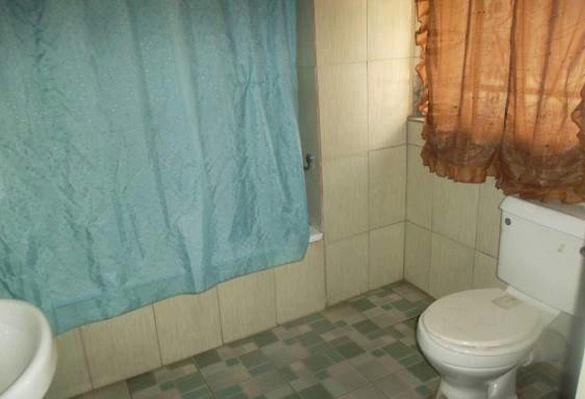 Room In Lodge - Clen-Phil Hotels And Suite Port Harcourt Zewnętrze zdjęcie